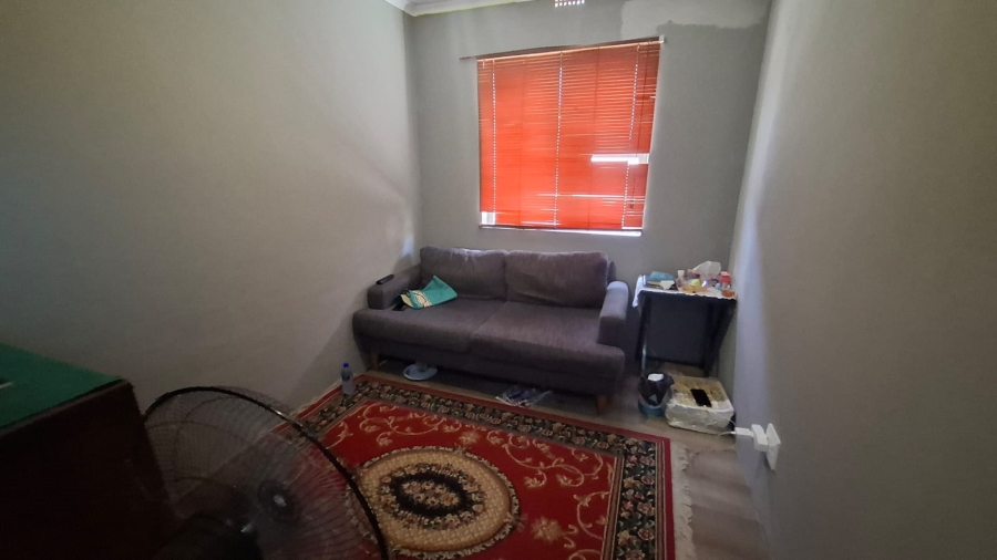 5 Bedroom Property for Sale in Westgate Western Cape